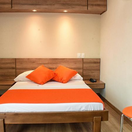 Hotel El Lago 1 Pereira Eksteriør bilde