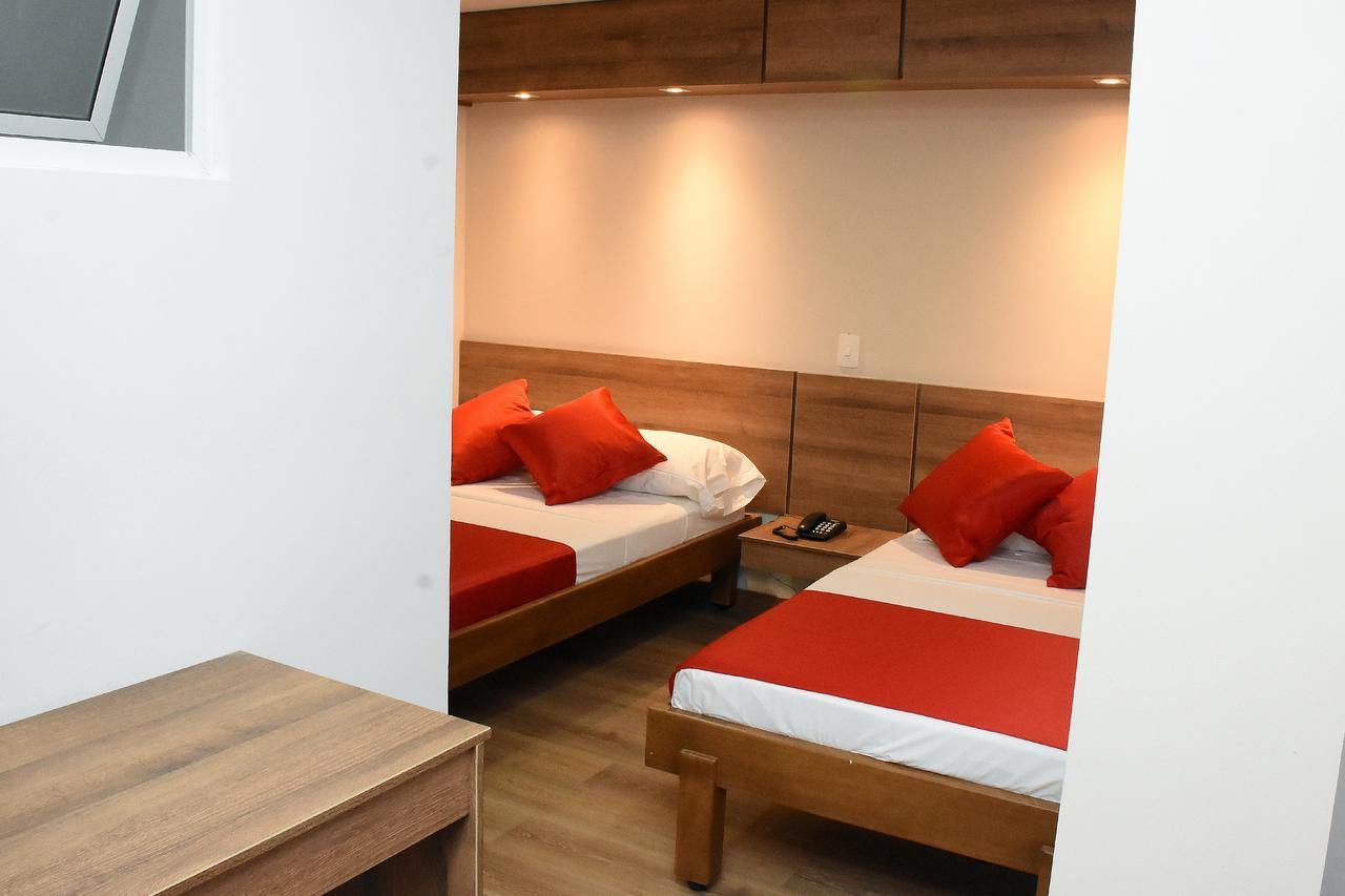 Hotel El Lago 1 Pereira Eksteriør bilde