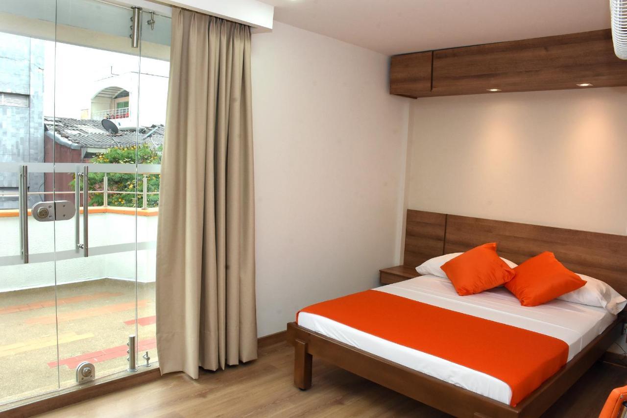 Hotel El Lago 1 Pereira Eksteriør bilde